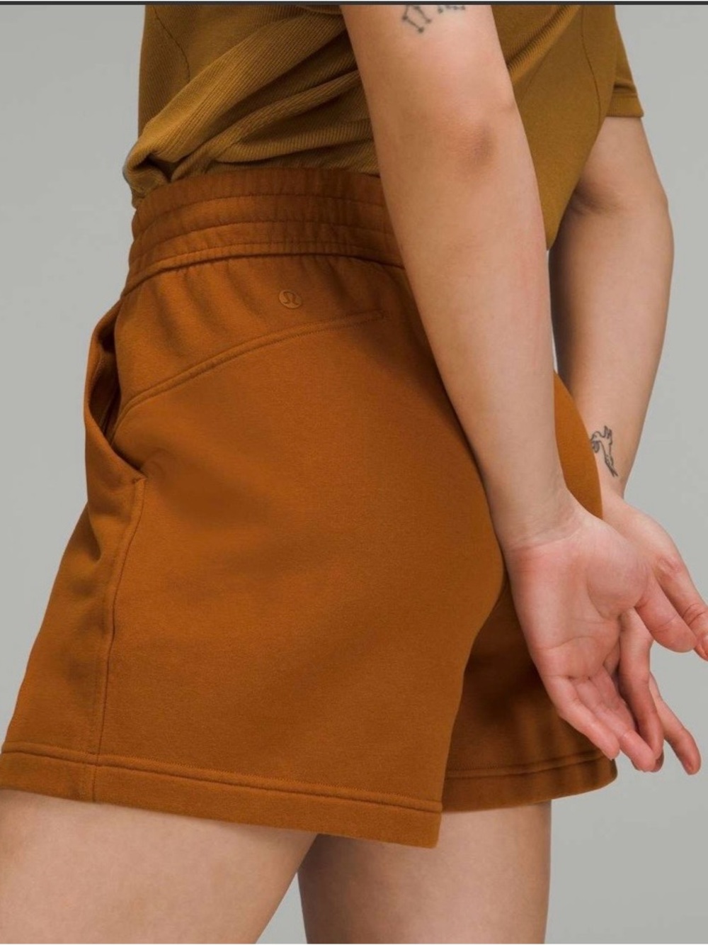 Lululemon Loungeful High-Rise Short size 4 butternut brown